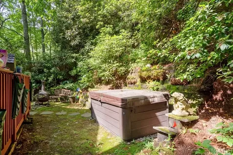 1263 Bee Tree Road Glenville NC 28736