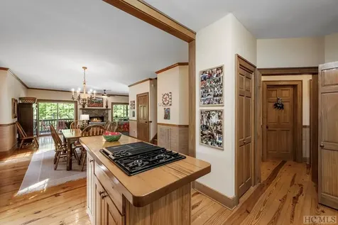 56D Hampton Glen Lane Sapphire NC 28774