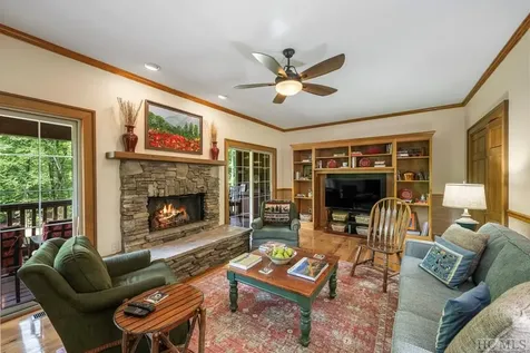 56D Hampton Glen Lane Sapphire NC 28774