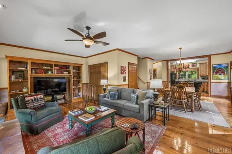 56D Hampton Glen Lane Sapphire NC 28774