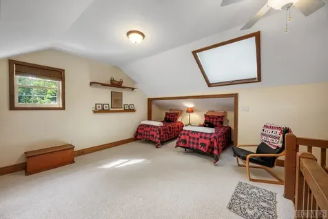 56D Hampton Glen Lane Sapphire NC 28774