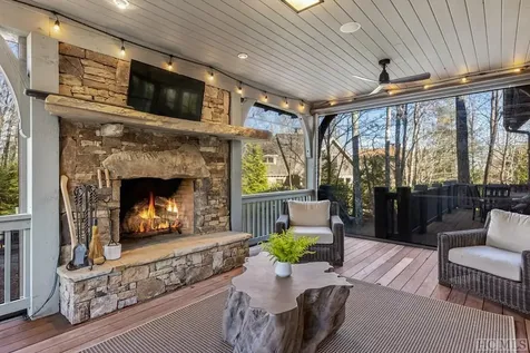 95 French Broad Lane Cashiers NC 28717
