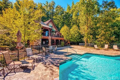 53 Pilot Knob Road Glenville NC 28736