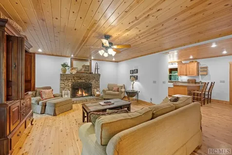 1739 Flat Mountain Road Highlands NC 28741