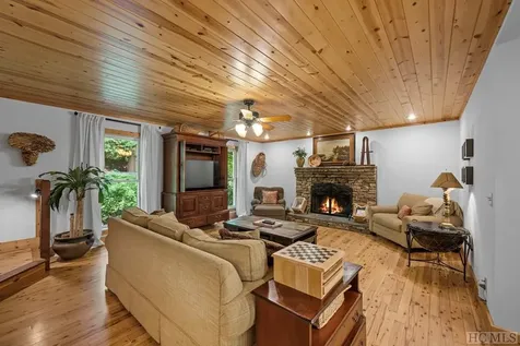 1739 Flat Mountain Road Highlands NC 28741