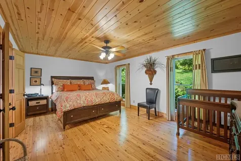1739 Flat Mountain Road Highlands NC 28741