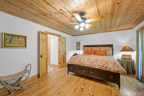 1739 Flat Mountain Road Highlands NC 28741