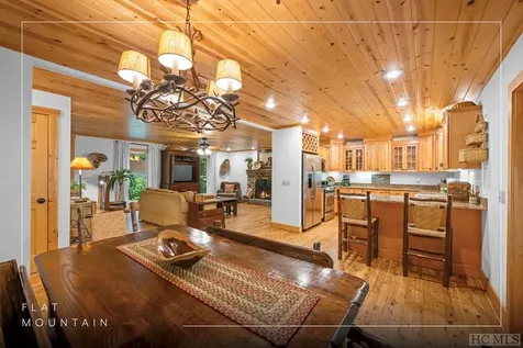 1739 Flat Mountain Road Highlands NC 28741
