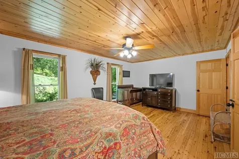 1739 Flat Mountain Road Highlands NC 28741