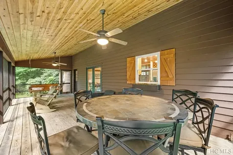 1739 Flat Mountain Road Highlands NC 28741