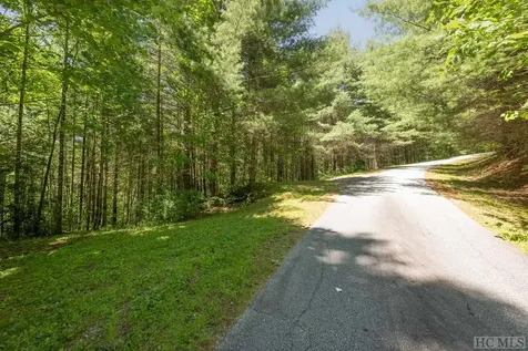 Tbd Turnberry Lane Cashiers NC 28717