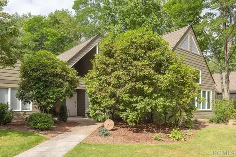 260-1916 River Run Road Sapphire NC 28774