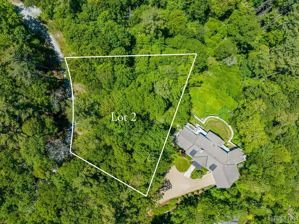Lot 2 Big Bear Pen Road Highlands NC 28741