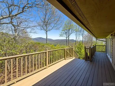 434 Toxaway Drive Lake Toxaway NC 28747