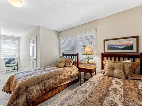 434 Toxaway Drive Lake Toxaway NC 28747