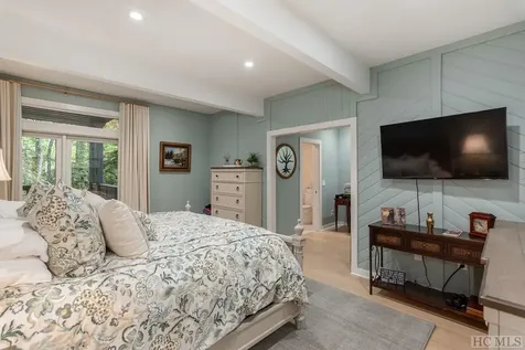 115 River Park Villas Drive Sapphire NC 28774
