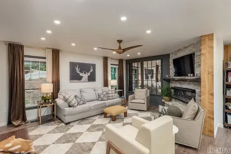 471 Deer Run Road Sapphire NC 28774