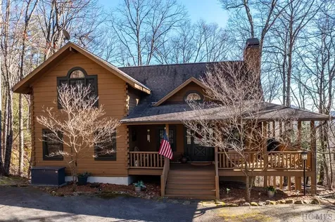 429 Buckberry S Sapphire NC 28774