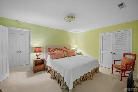 420 Gold Creek Road Sapphire NC 28774