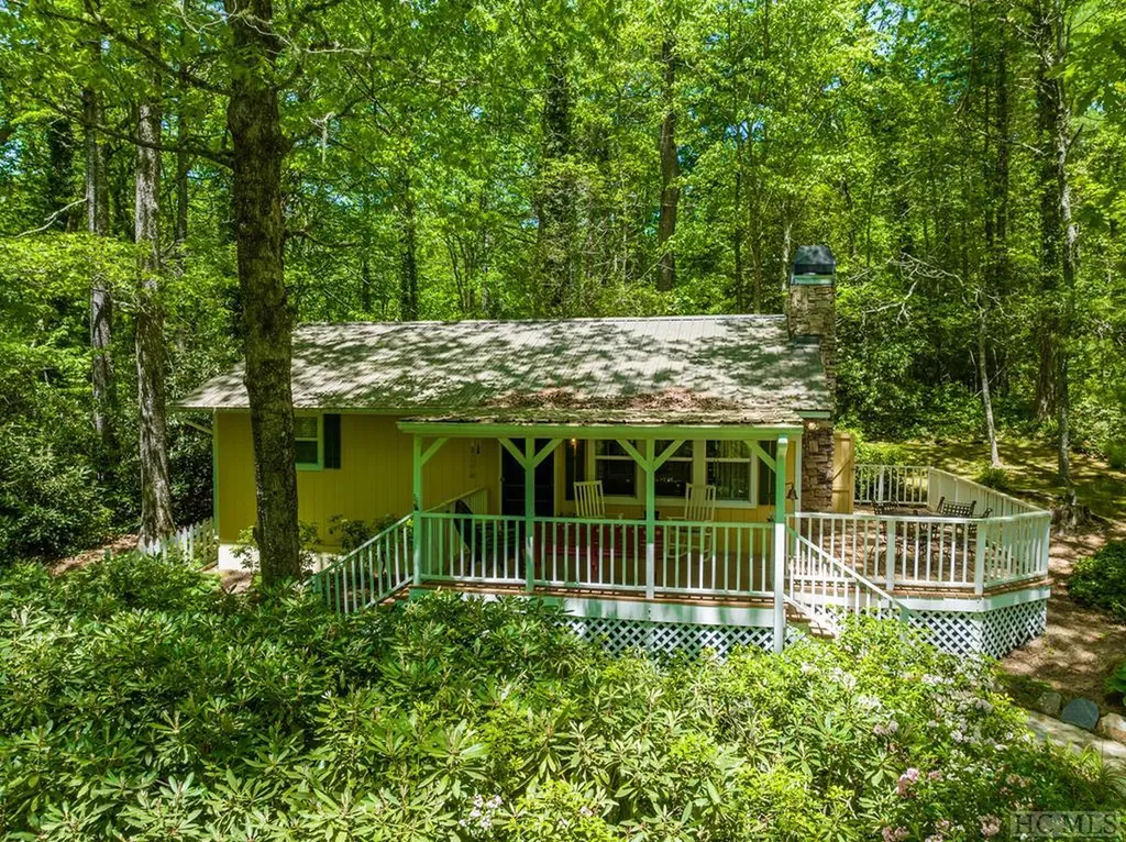 92 Hicks Road Highlands NC 28741