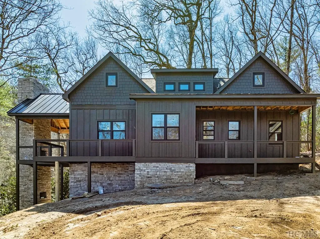 266 Mount Lori Drive Highlands NC 28741