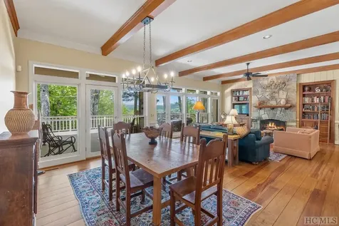 194 Big Bear Pen Lane Highlands NC 28741