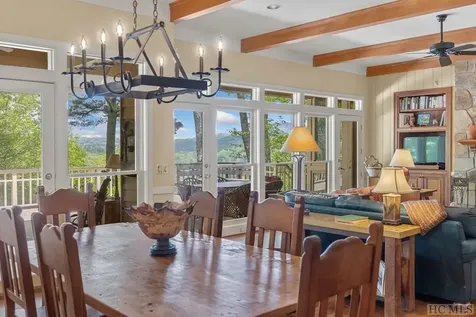 194 Big Bear Pen Lane Highlands NC 28741