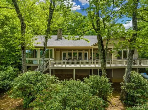 194 Big Bear Pen Lane Highlands NC 28741