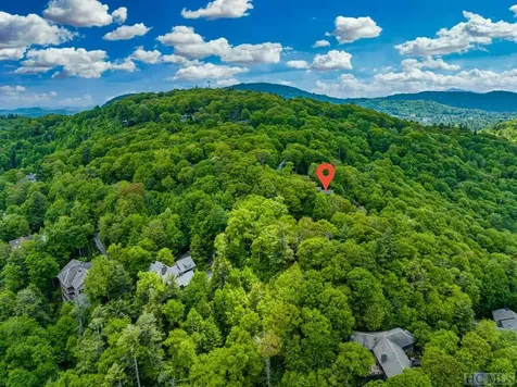 194 Big Bear Pen Lane Highlands NC 28741