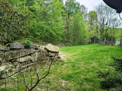 172/211 N Skelter Hill Glenville NC 28736