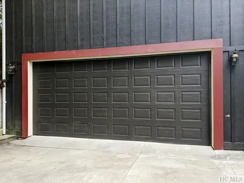 172/211 N Skelter Hill Glenville NC 28736