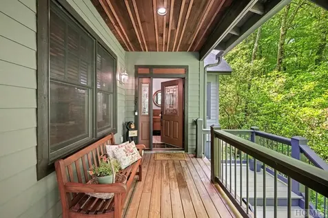 84 Chestnut Court Sapphire NC 28774
