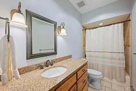 84 Chestnut Court Sapphire NC 28774
