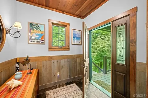 84 Chestnut Court Sapphire NC 28774