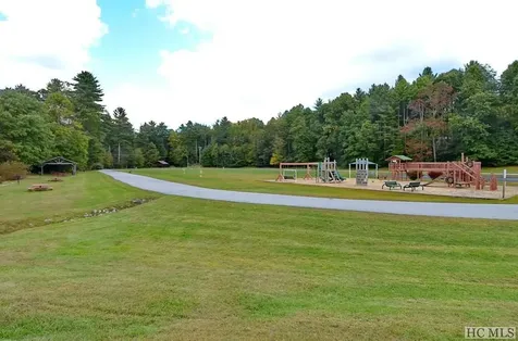 84 Chestnut Court Sapphire NC 28774