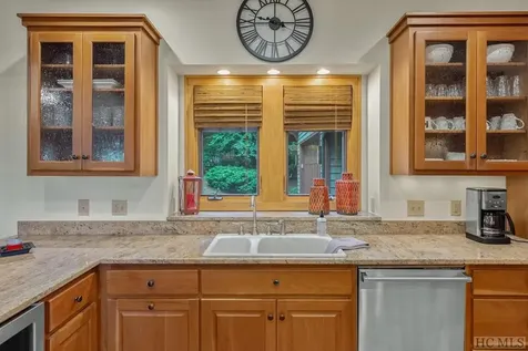 390 Napa Ridge Lane Highlands NC 28741