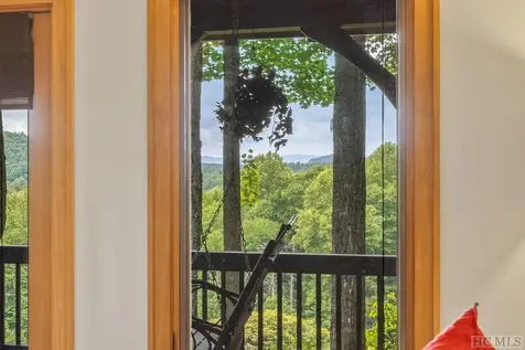 390 Napa Ridge Lane Highlands NC 28741