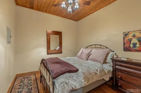 390 Napa Ridge Lane Highlands NC 28741