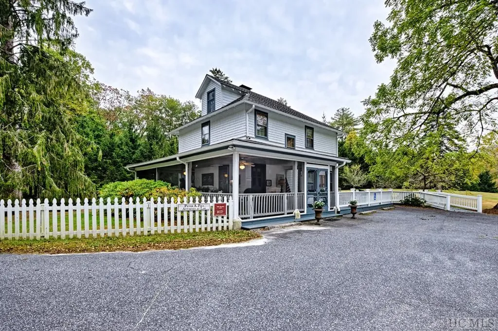 872 W Us 64w Cashiers NC 28717