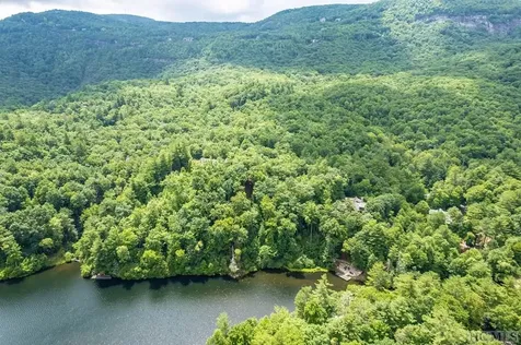 M 38 W Cardinal Drive Lake Toxaway NC 28747