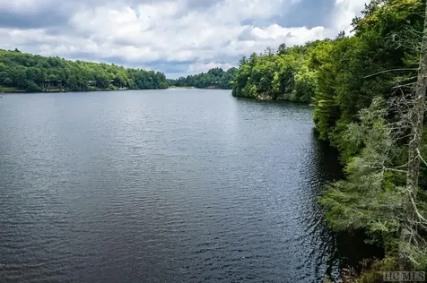 M 38 W Cardinal Drive Lake Toxaway NC 28747