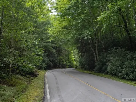 M 38 W Cardinal Drive Lake Toxaway NC 28747