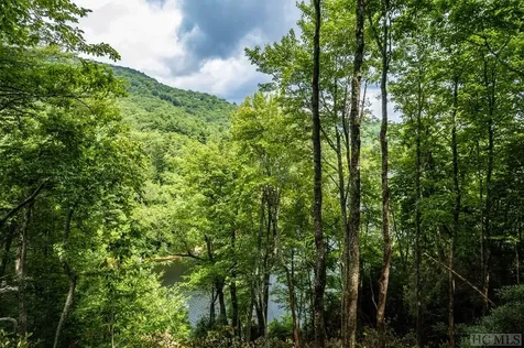 M 38 W Cardinal Drive Lake Toxaway NC 28747