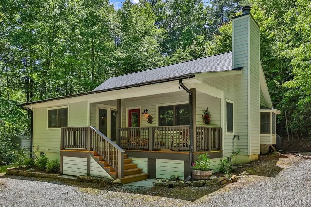 33 Tower Road Sapphire NC 28774
