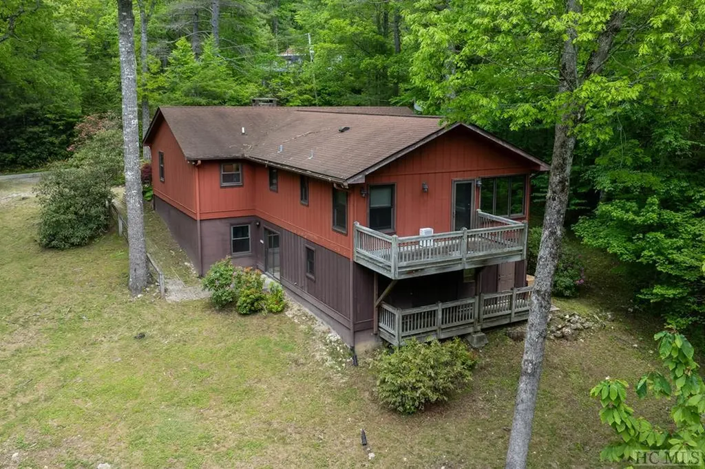 200 Picklesimer Road Highlands NC 28741