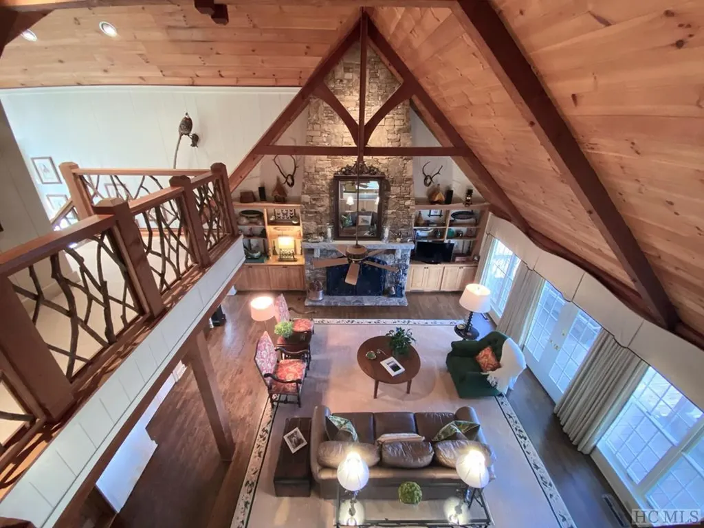 1734 Toxaway Drive Lake Toxaway NC 28474