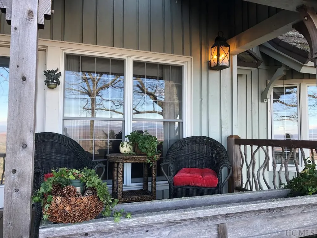 1734 Toxaway Drive Lake Toxaway NC 28474