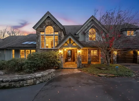 1734 Toxaway Drive Lake Toxaway NC 28474