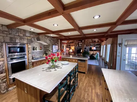 1734 Toxaway Drive Lake Toxaway NC 28474