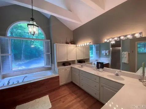 545 South East Shore Drive Lake Toxaway NC 28747